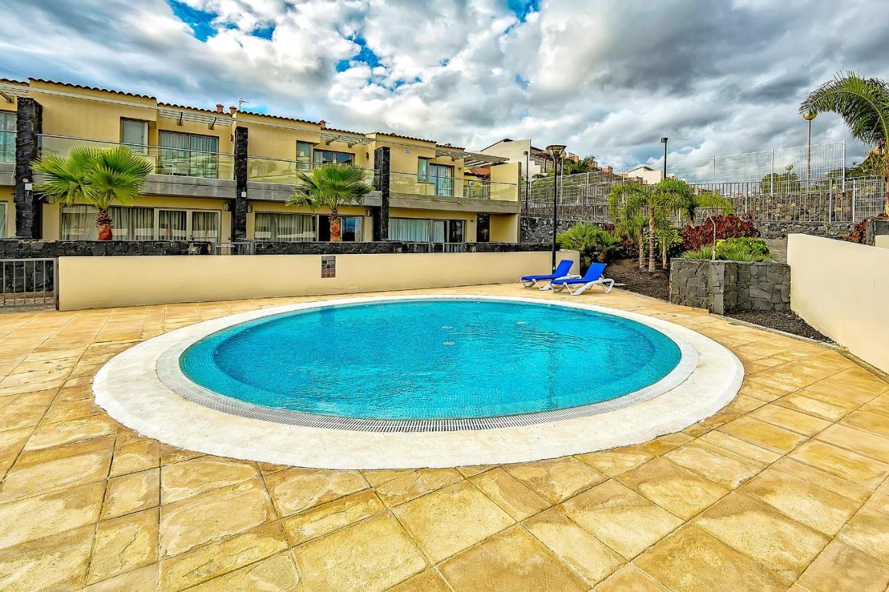 Townhouse 3 Bedrooms On The First Line *